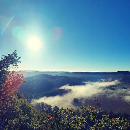 Les Nids De Bonnan 캠프장 *