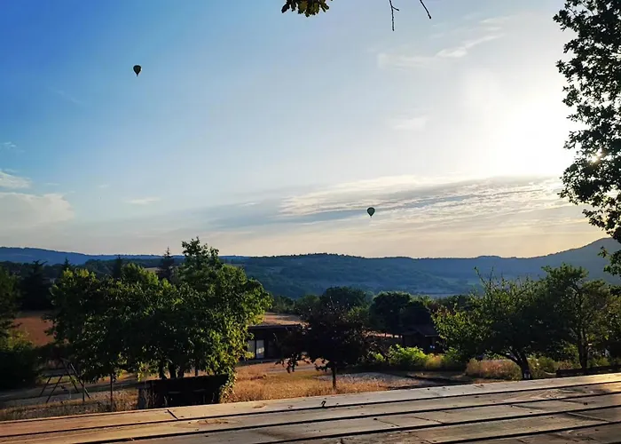 Les Nids De Bonnan * Milhars