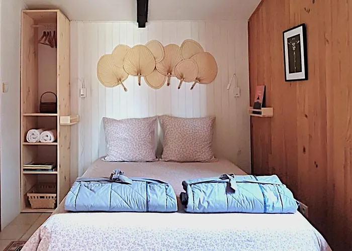 Les Nids De Bonnan Camping *