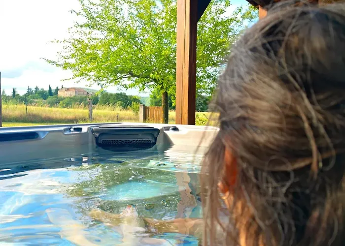 Les Nids De Bonnan Camping *